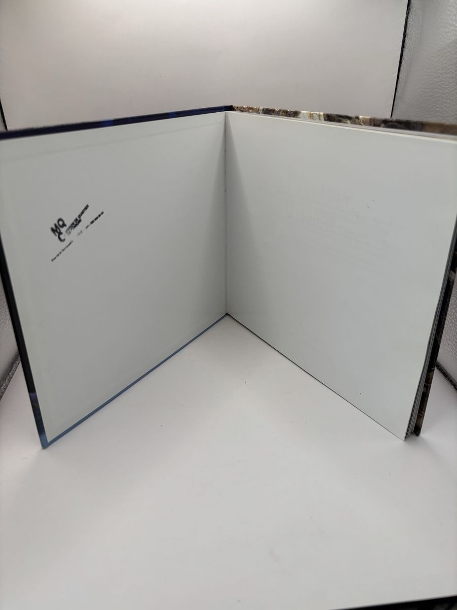 Livres: Livre Le Fabuleux Village Evian – D'occasion à Genève par sho_67qj 2