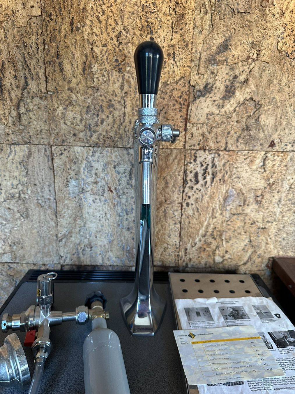 Appareils de cuisine: Liebherr-Bierzapfanlage – D'occasion à Ennetbaden par Neorefoh 2