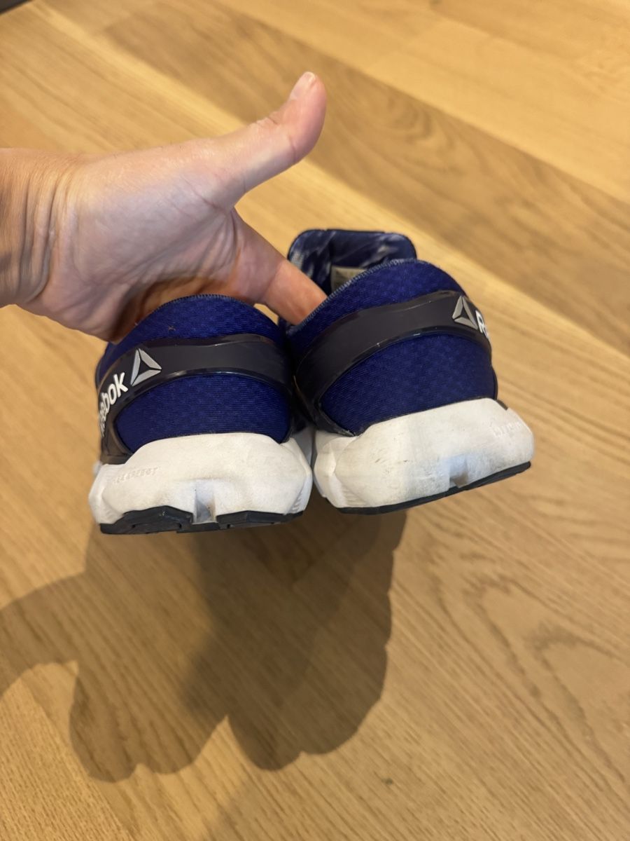 Reebok Chaussures femmes: Reebok sneakers  – D'occasion à Zürich par are_fm6c 2