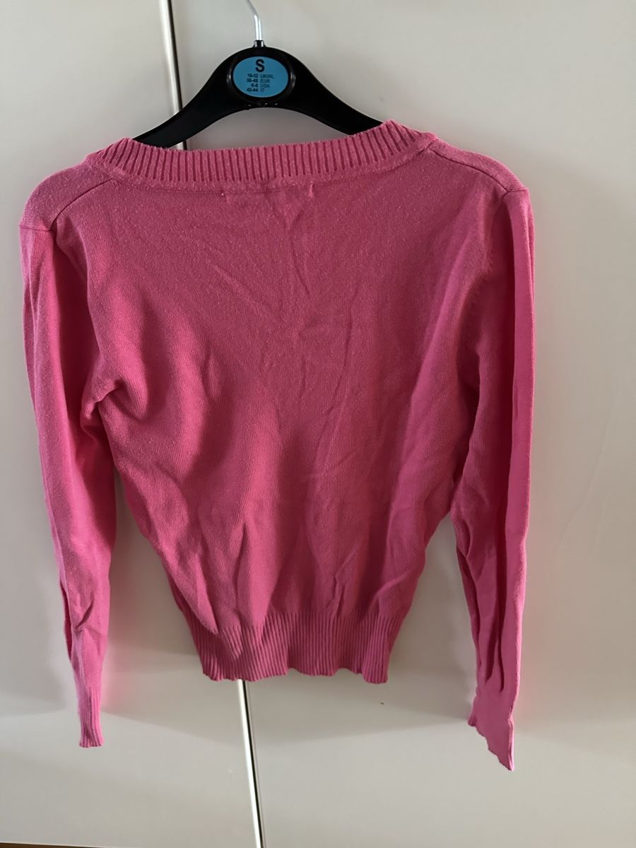 Pulls & Sweat-shirts: Pullover – D'occasion à Volketswil par ben_9s6x 1