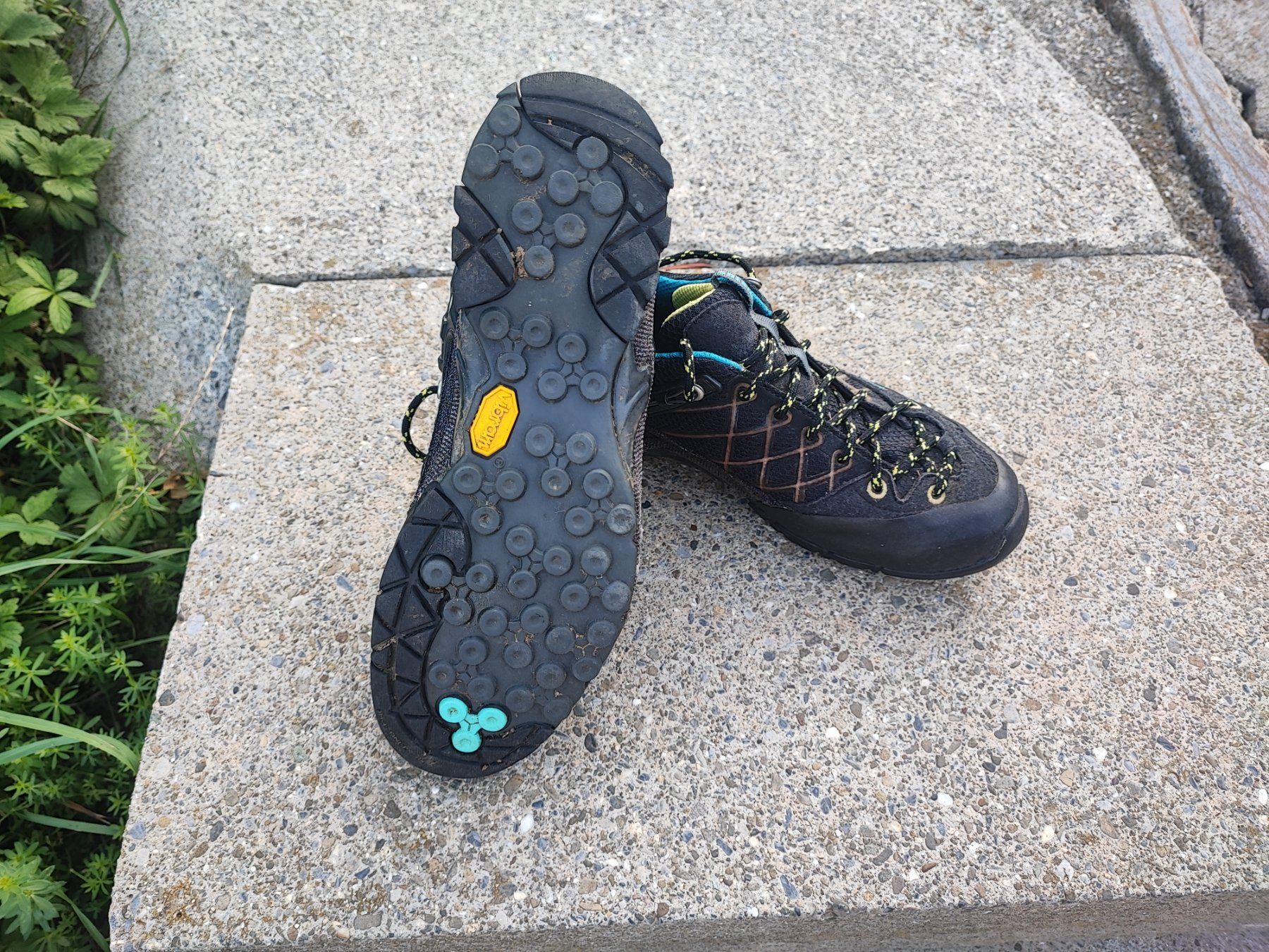 Salewa Scarpe da donna: Wanderschuhe Salewa AlpineXtrem Gore-Tex schwarz – Usato da Grabs venduto da Margelchopf1 3