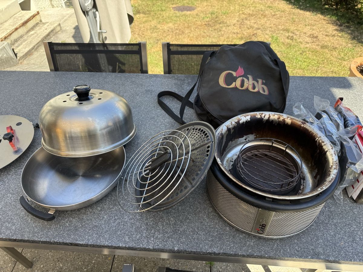 Griglie: Cobb Grill – Usato da Muttenz venduto da budoka66 1