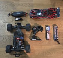 Ferngesteuertes TRAXXAS RUSTLER 4X4