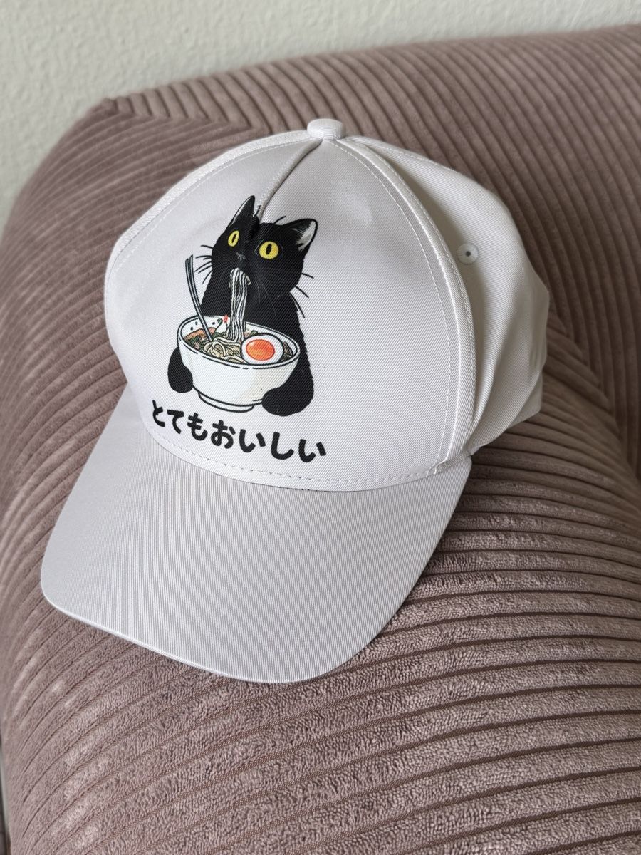 Copricapi, berretti & cappellini: Cute Cat Ramen Noodles Cap NEW – Nuovo (secondo la descrizione) da Zürich venduto da MariKondo