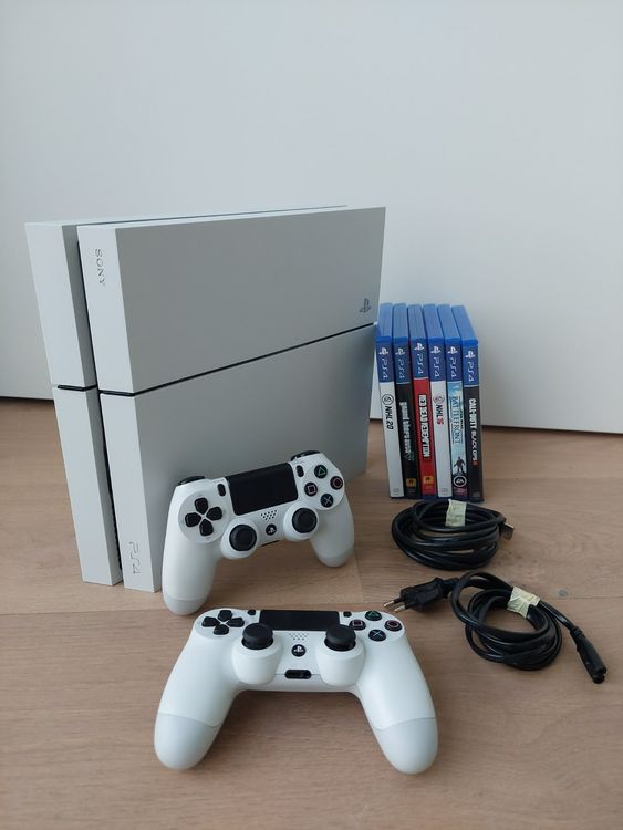 Playstation 4 + 2 Controller + 6 Spiele Kaufen auf Ricardo