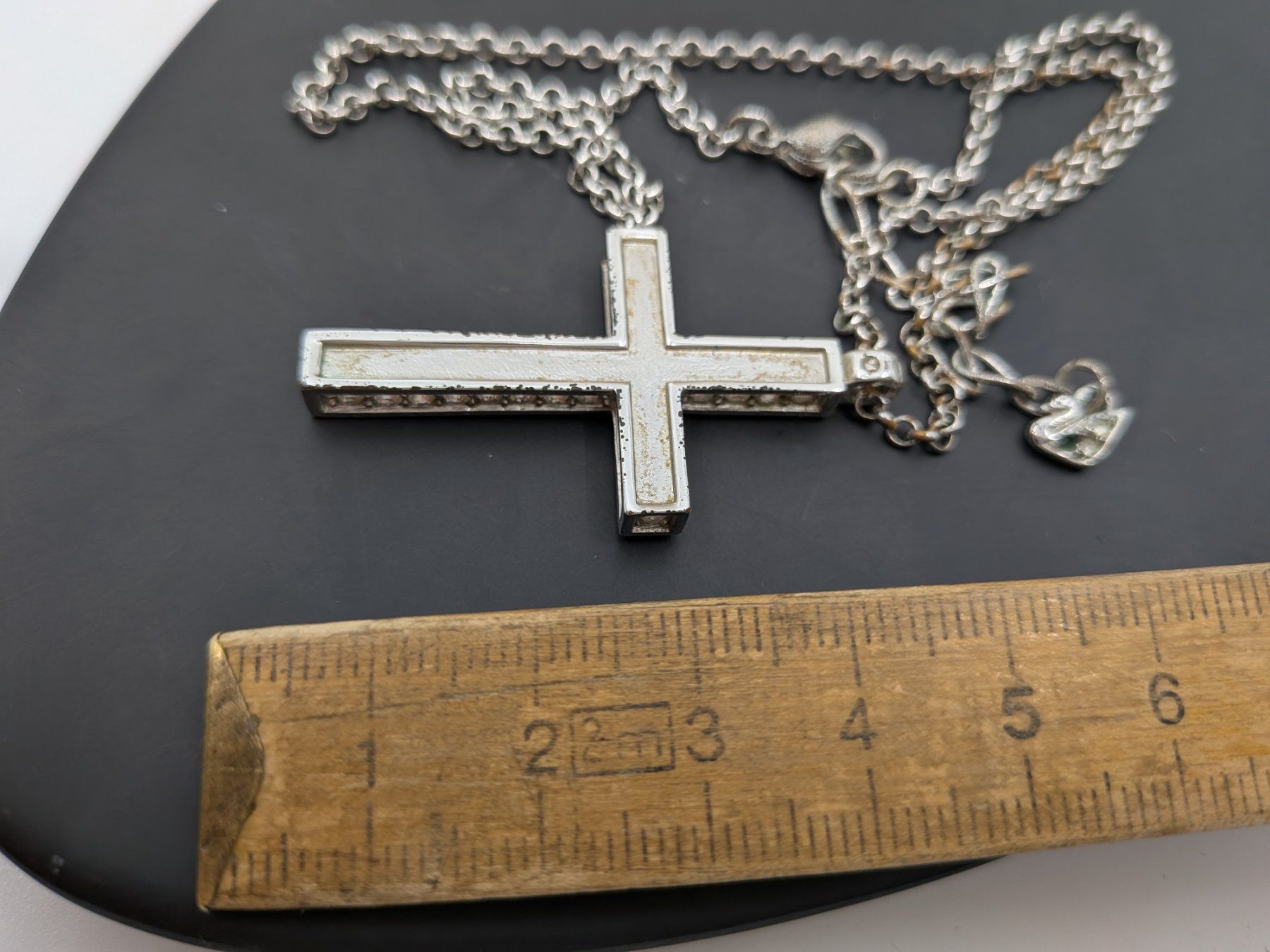 Swarovski Catenine: Swarovski Halskette mit Kreuz – Usato da Emmen venduto da magelan 4