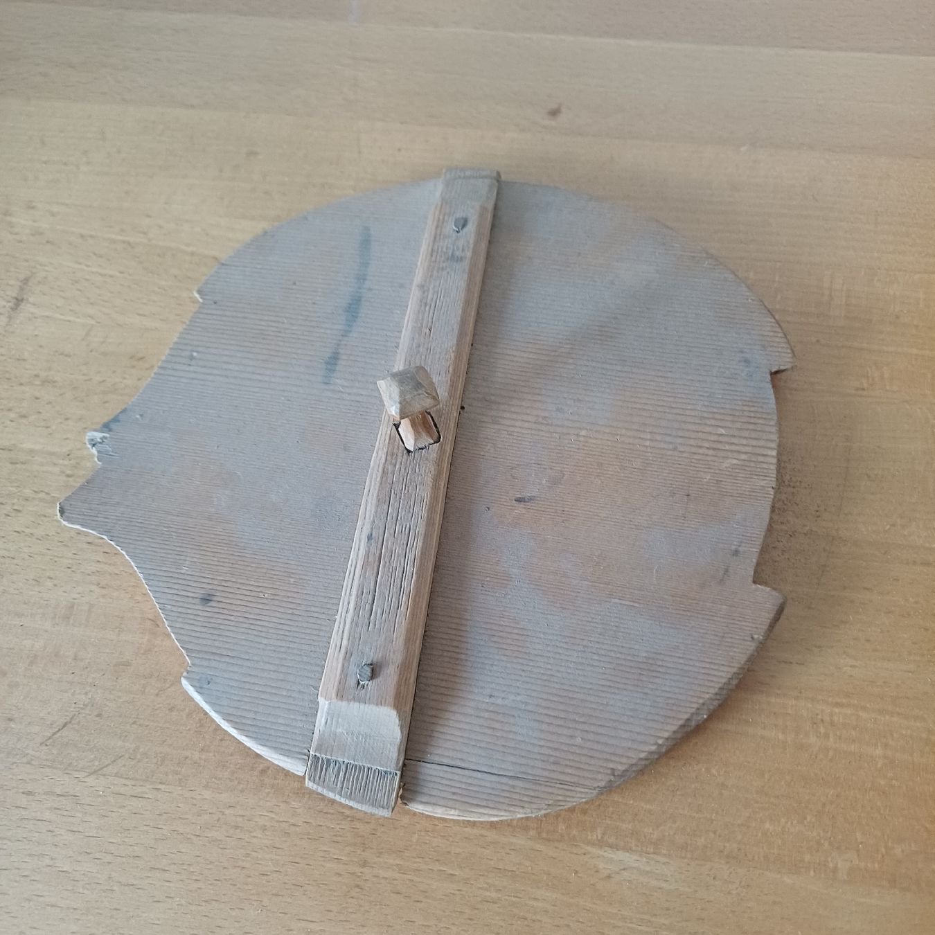 Articoli in legno: Holzgefäss mit Deckel, Ausguss und Handgriff  – Usato da Trimmis venduto da grrose 2