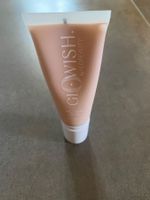 Huda Beauty glowish 01 fait