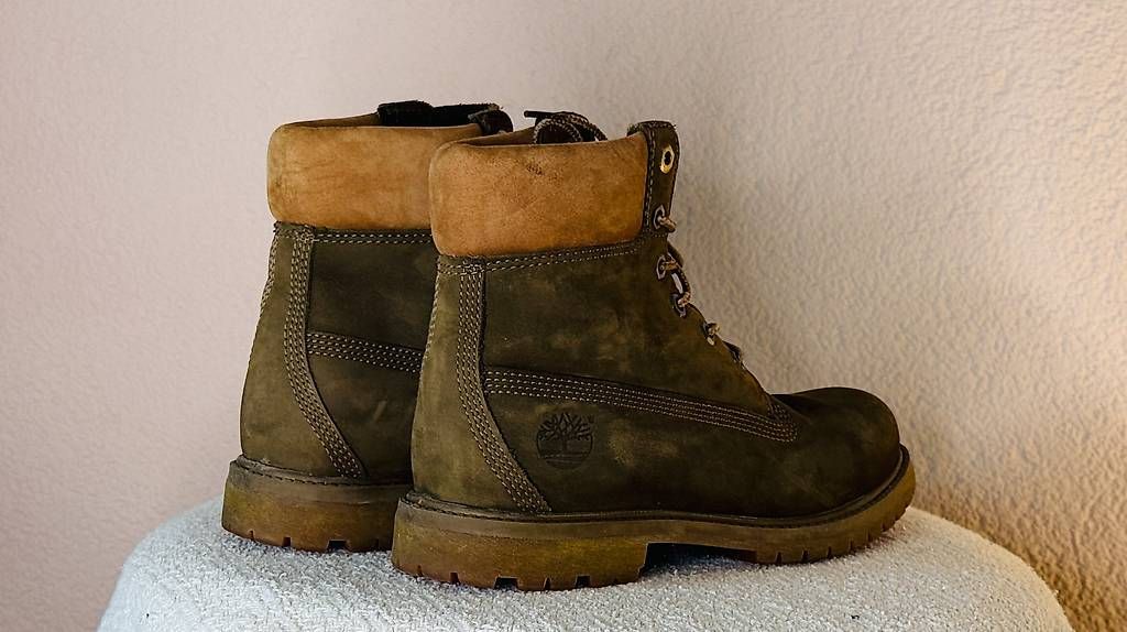 Timberland Scarpe da donna: Original Timberland Boots Olivegrün, Grösse 37.5 – Usato da Zürich venduto da vefis 2