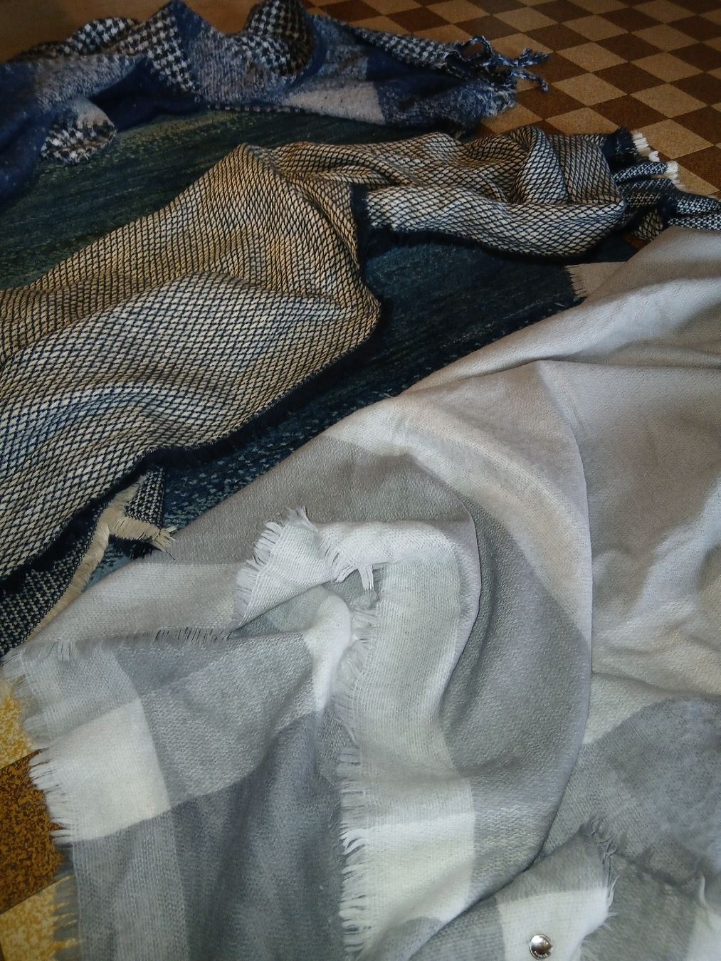 Foulards & écharpes: Set Winterschal – D'occasion à Wichtrach par zozifabi 1