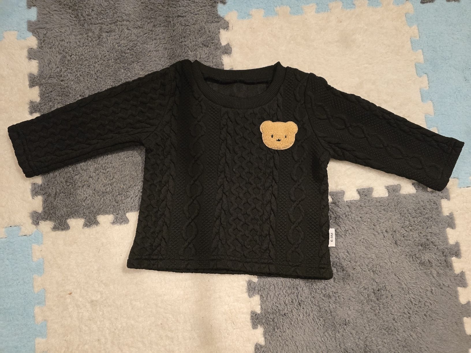 Pullover & Sweatshirts: Baby Strickpullover mit Bär - Grösse 68 – Neu (gemäss Beschreibung) aus Effretikon von Yanaa247