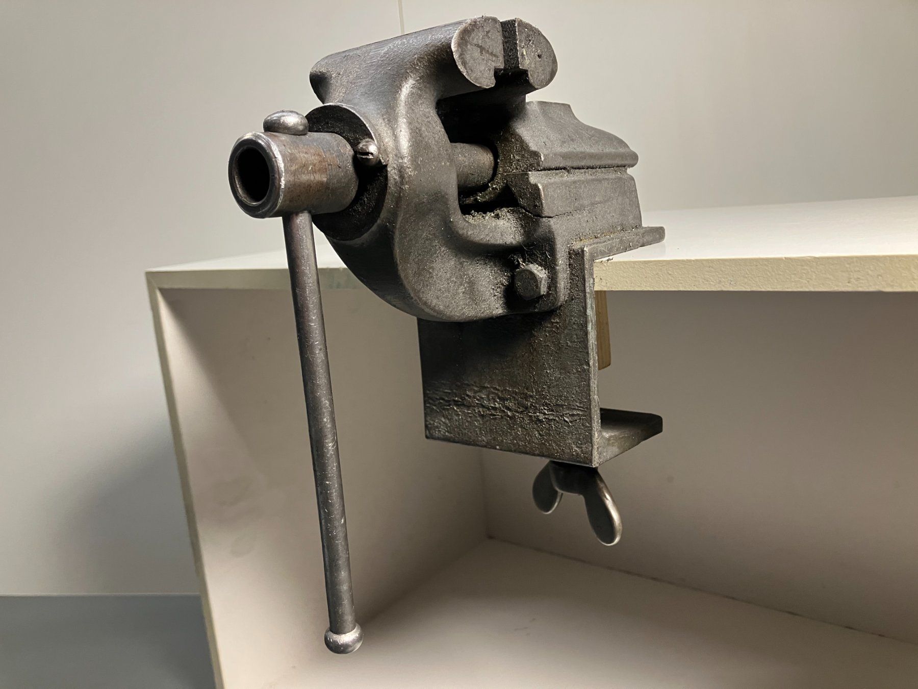 Gressel Tutti gli attrezzi: GRESSEL Parallel-Schraubstock BB. ca. 60mm ab 1.- – Usato da Lichtensteig venduto da Buy24International 4