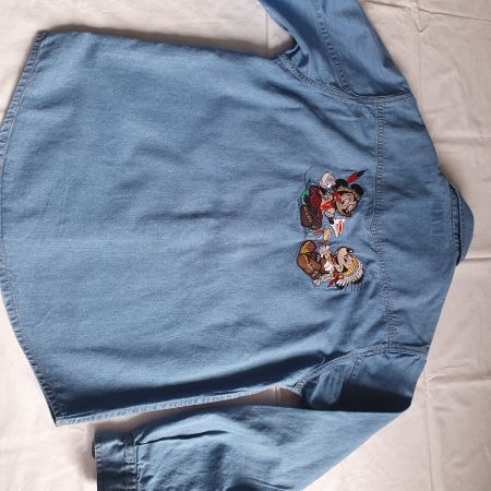 Belle chemise en jeans MICKEY 10ans