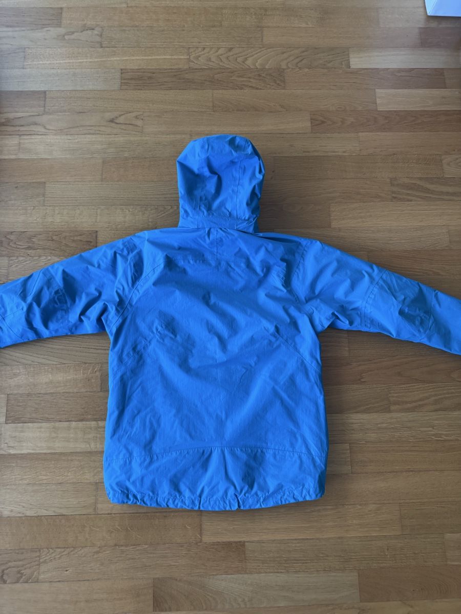 Giacche: Veste ski et polaire Peak Mountain – Usato da Cologny venduto da PEACEANDLOVE 3