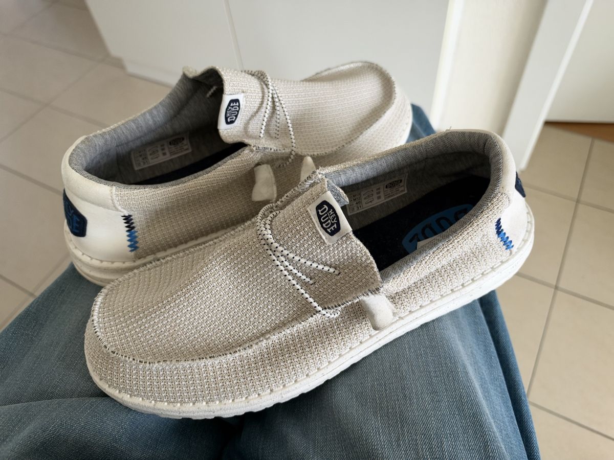 Scarpe da uomo: Chaussures Hey Dude – Nuovo (secondo la descrizione) da Yverdon-les-Bains venduto da Linfa