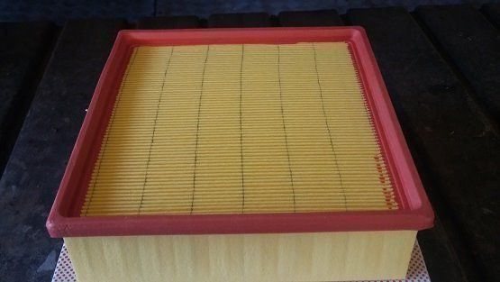 Audi Tutti pezzi di ricambio auto: Audi 100 Typ 43/44 Luftfilter – Nuovo (secondo la descrizione) da Oeschgen venduto da Kuppi 1