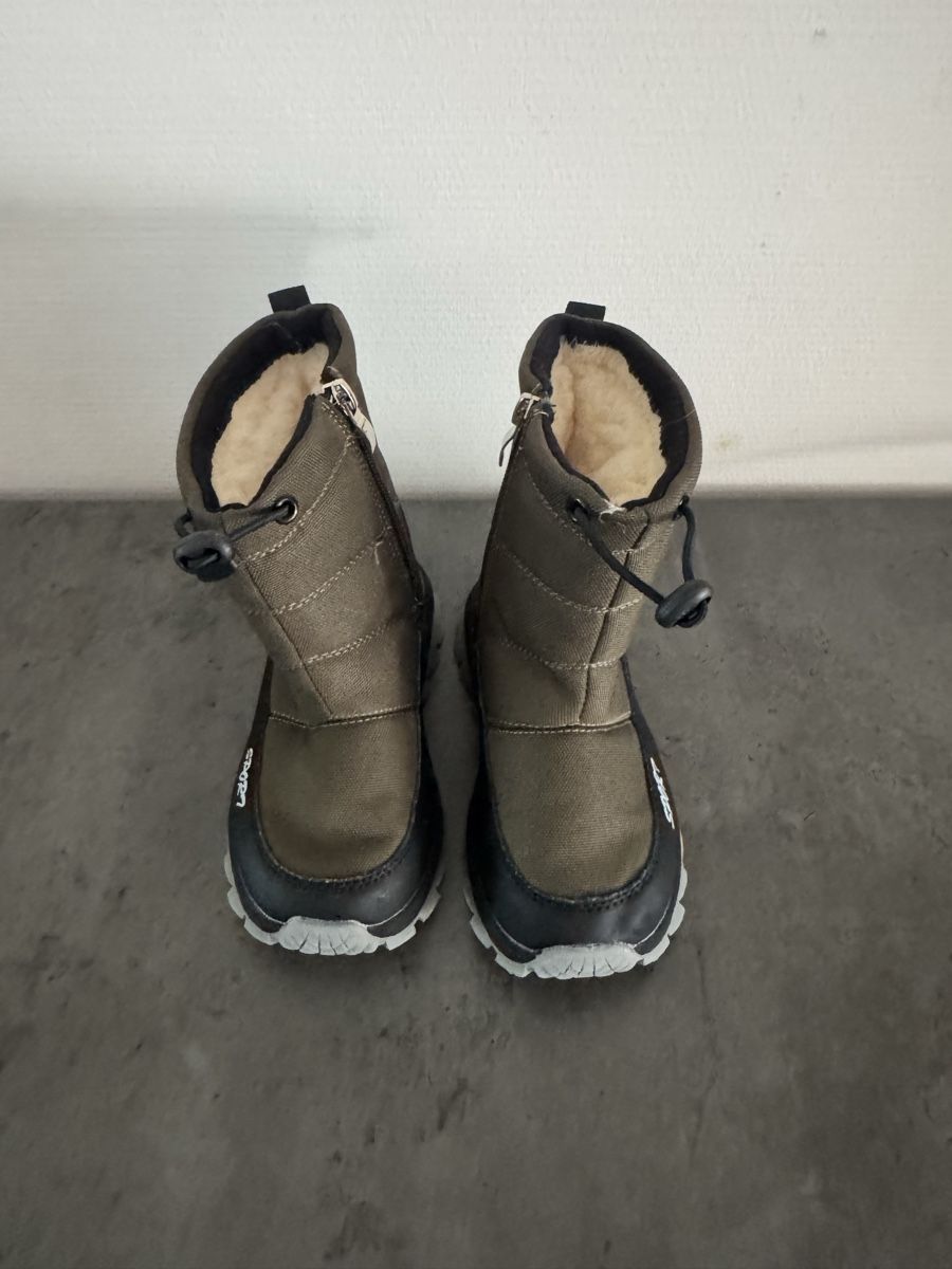 Schuhe für Jungen: Neuwertige Kinder Winterschuhe – Gebraucht aus Rheinfelden von BirdieGolf 2