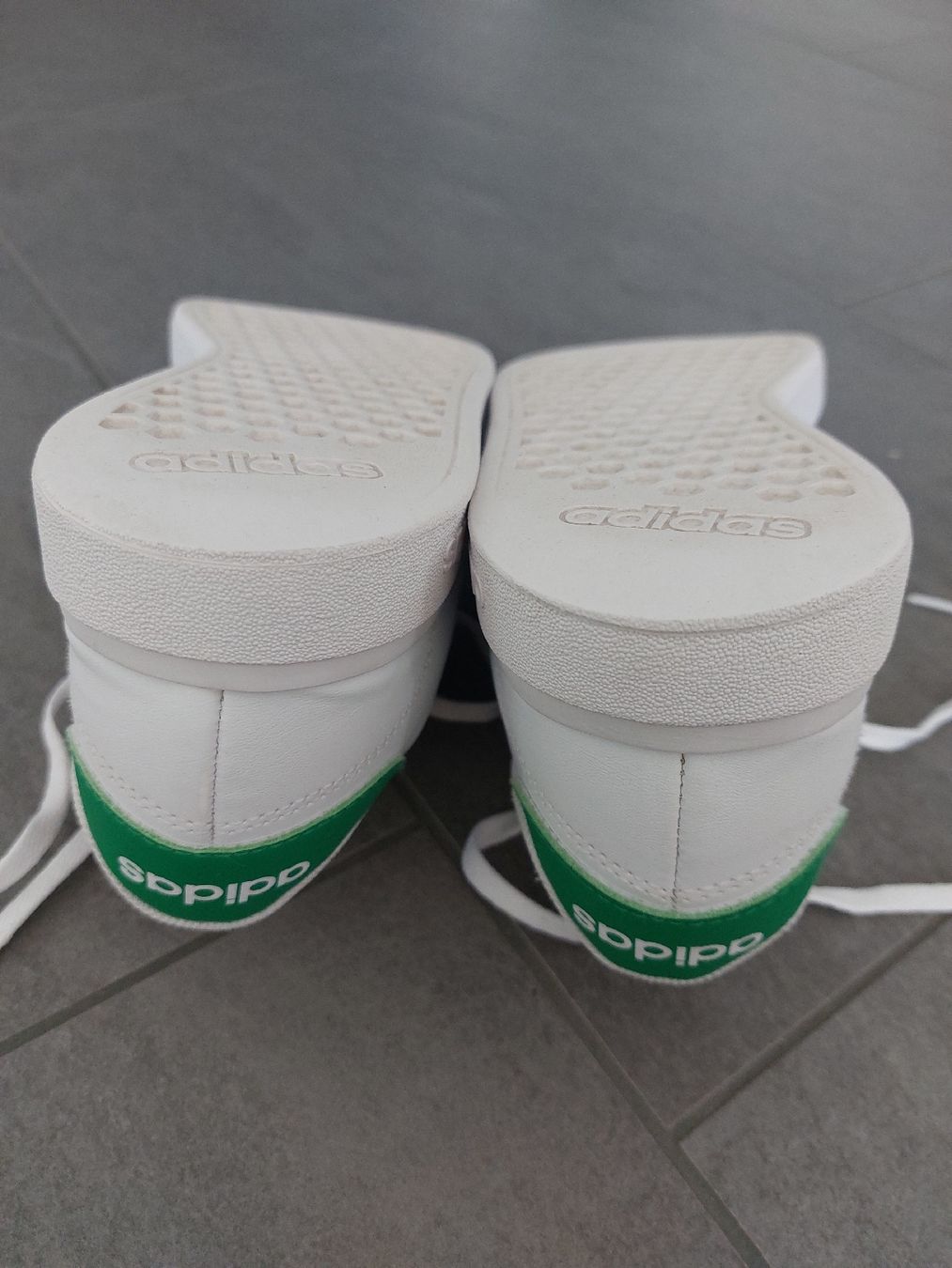 Schuhe für Jungen: Adidas Sneakers 35 1/2 – Gebraucht aus Kerns von cenerentola01 3