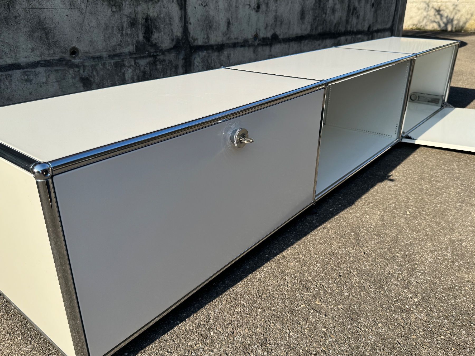 USM Regale: USM Haller Lowboard Reinweiss – Gebraucht aus Nürensdorf von donmiguel7 6
