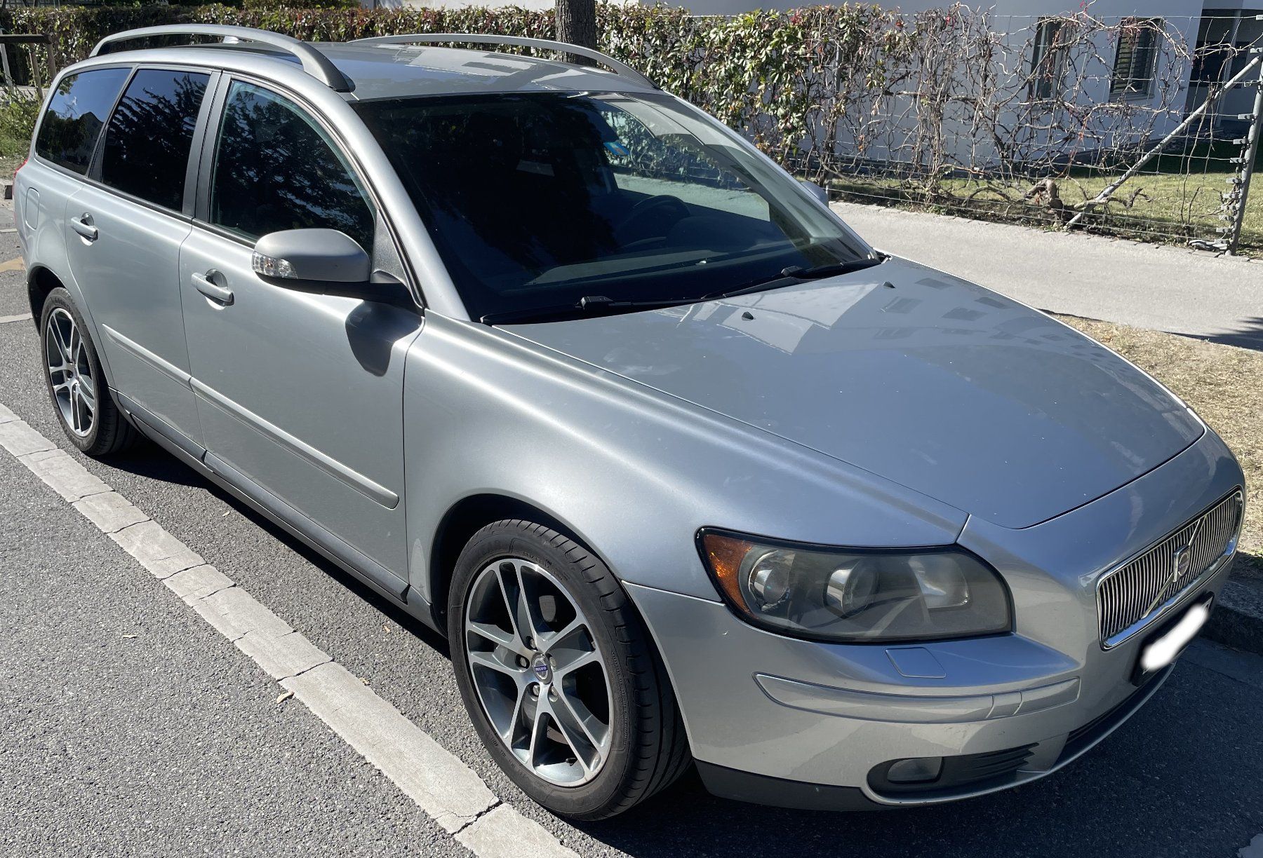 Volvo Autos: Volvo V50 2.0 Kombi – D'occasion à Chur par Unterwurzacher 3