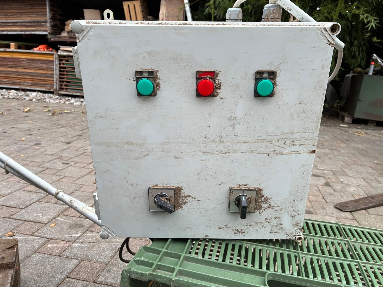 Tutte le macchine: système aspirateur copeaux menuiserie  – Usato da Villarepos venduto da jerjer22 5