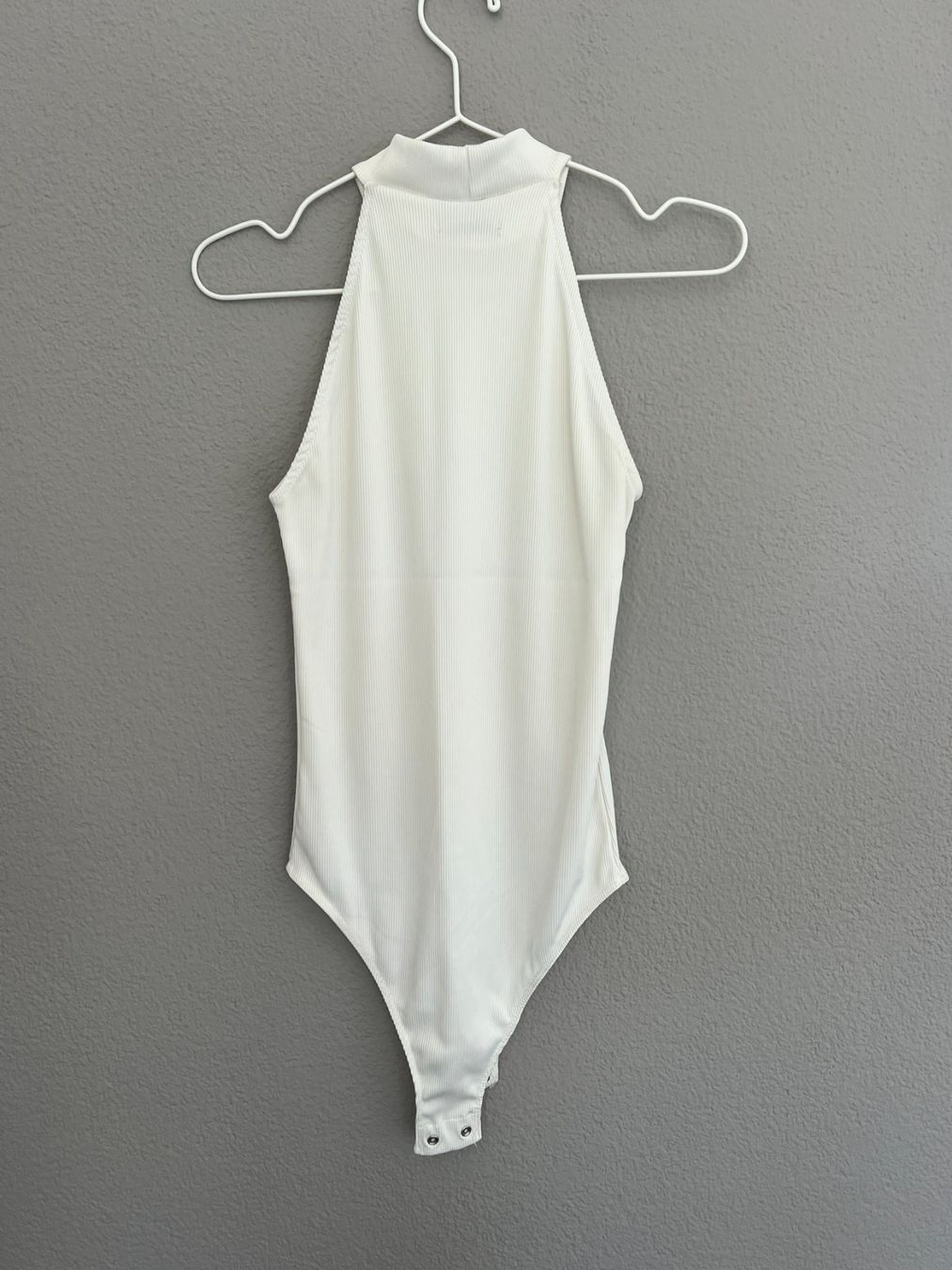 Pull&Bear Tops: Pull & Bear Body, Size M – D'occasion à Muri b. Bern par michellew23 1