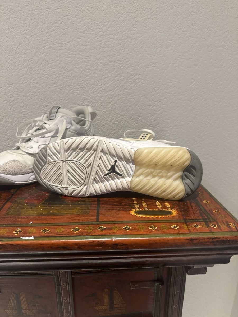 Jordan Herrenschuhe: Jordan Sneaker Grösser 45 – Gebraucht aus Villmergen von luk_kpl2 1