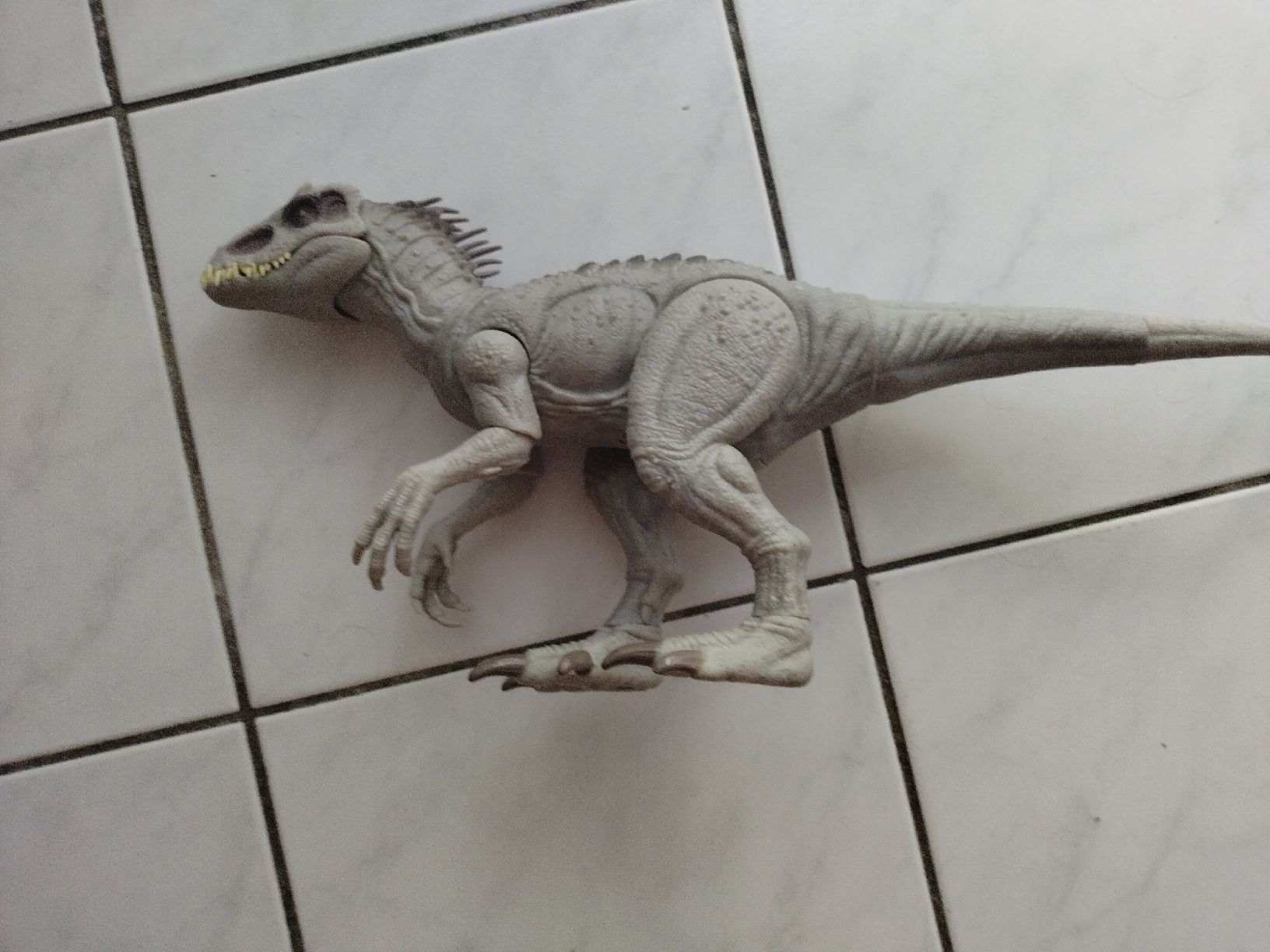 Spielzeuge: Indominusrex giocattolo Mattel  – Gebraucht aus Arbedo von vin_g95r