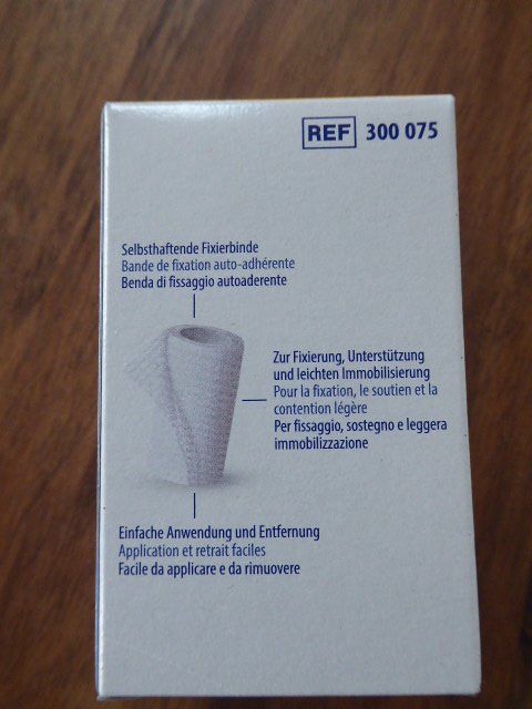 Tessuti: 5 Pack selbsthaftende Fixierbinde – Nuovo (secondo la descrizione) da Romanshorn venduto da sonnenblume034 3