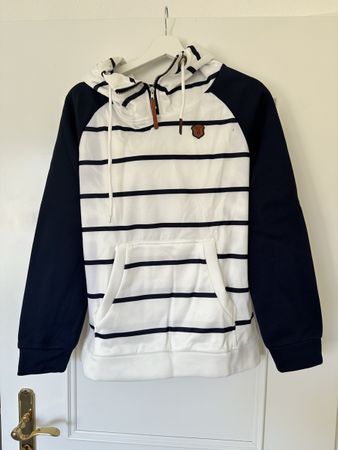 Cozy Pullover / Hoodie