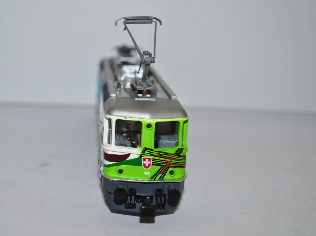 Jouef Modellini di ferrovie: Jouef Elektrolok SBB 8868 (PDB193) – Usato da Aarwangen venduto da Bahnsupport 3