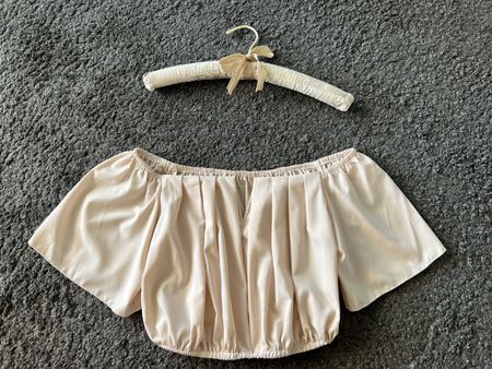 Bardot/Drop Shoulder Crop Bluse beige Gr.M (Neu)🤎