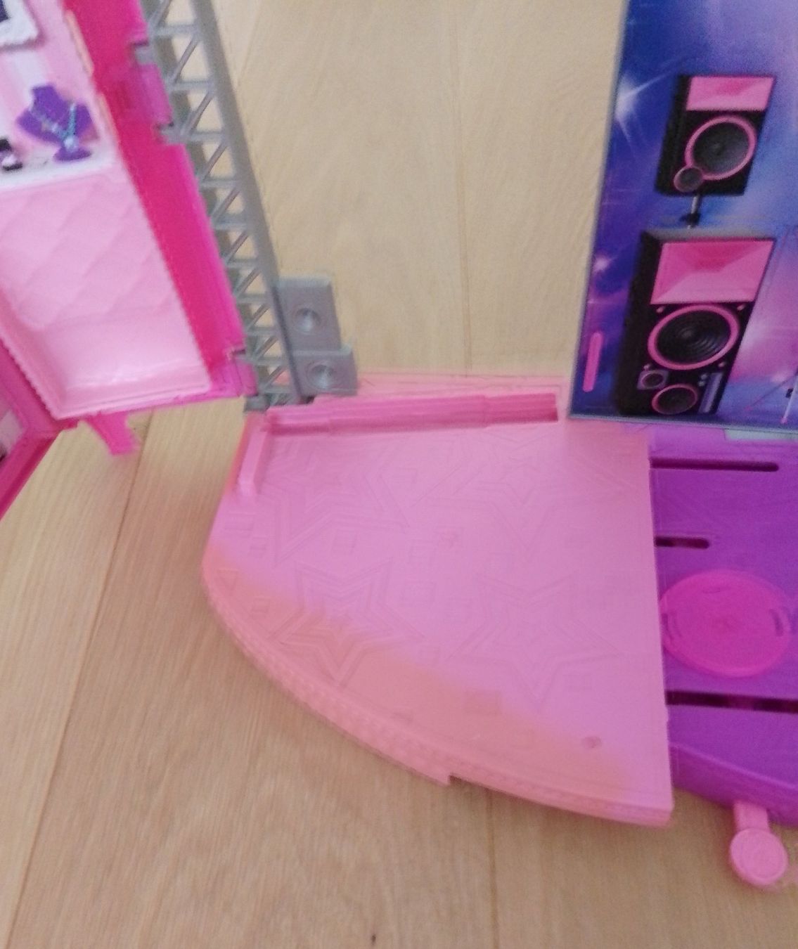 Bambole: Mattel Barbie Popstar Bühne – Usato da Wohlen AG venduto da salamanderspielwaren 2