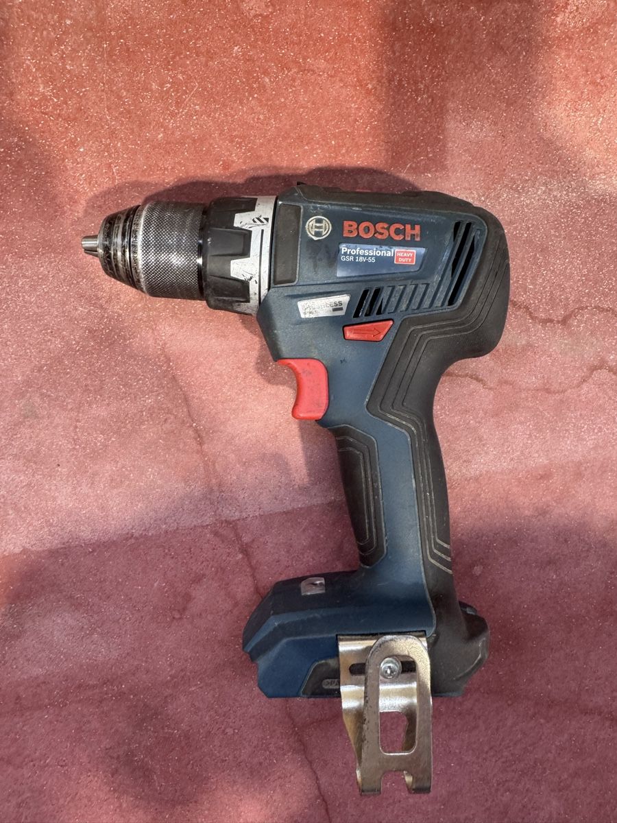 Bosch Tous les outils: Defekte Bosch akkuschrauber  – Défectueux à Buchs SG par Jaci95 2