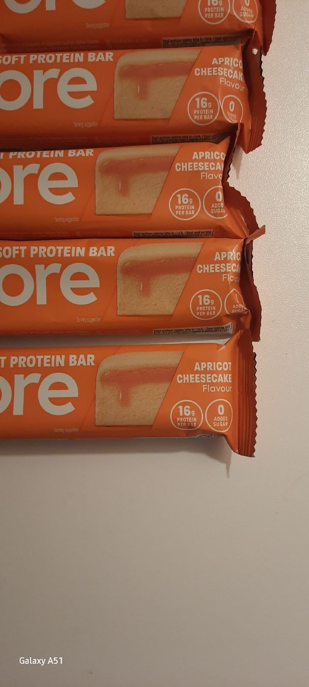 More Nutrition Cibi & Specialità: ***MORE*** Proteinriegel Apricot/Cheescake – Usato da Wädenswil venduto da H2H_Secondhandshop 1