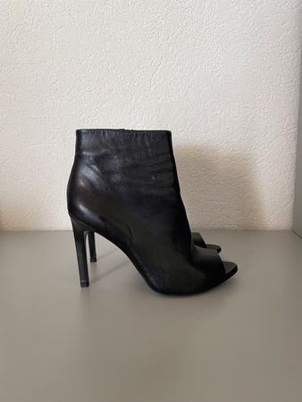 Bottes Buffalo en cuir noir à talons hauts, taille 38.