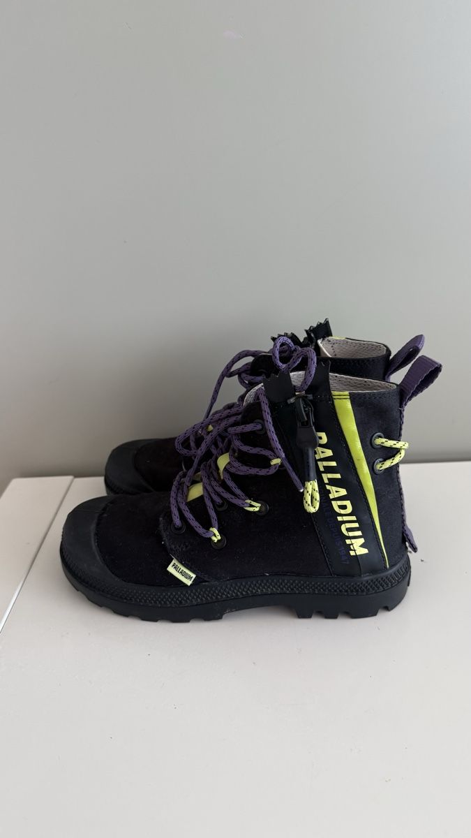 Palladium Scarpe da uomo: Palladium Boots Größe 31 - Schwarz Unisex – Usato da Winterthur venduto da -BeHappy24- 3