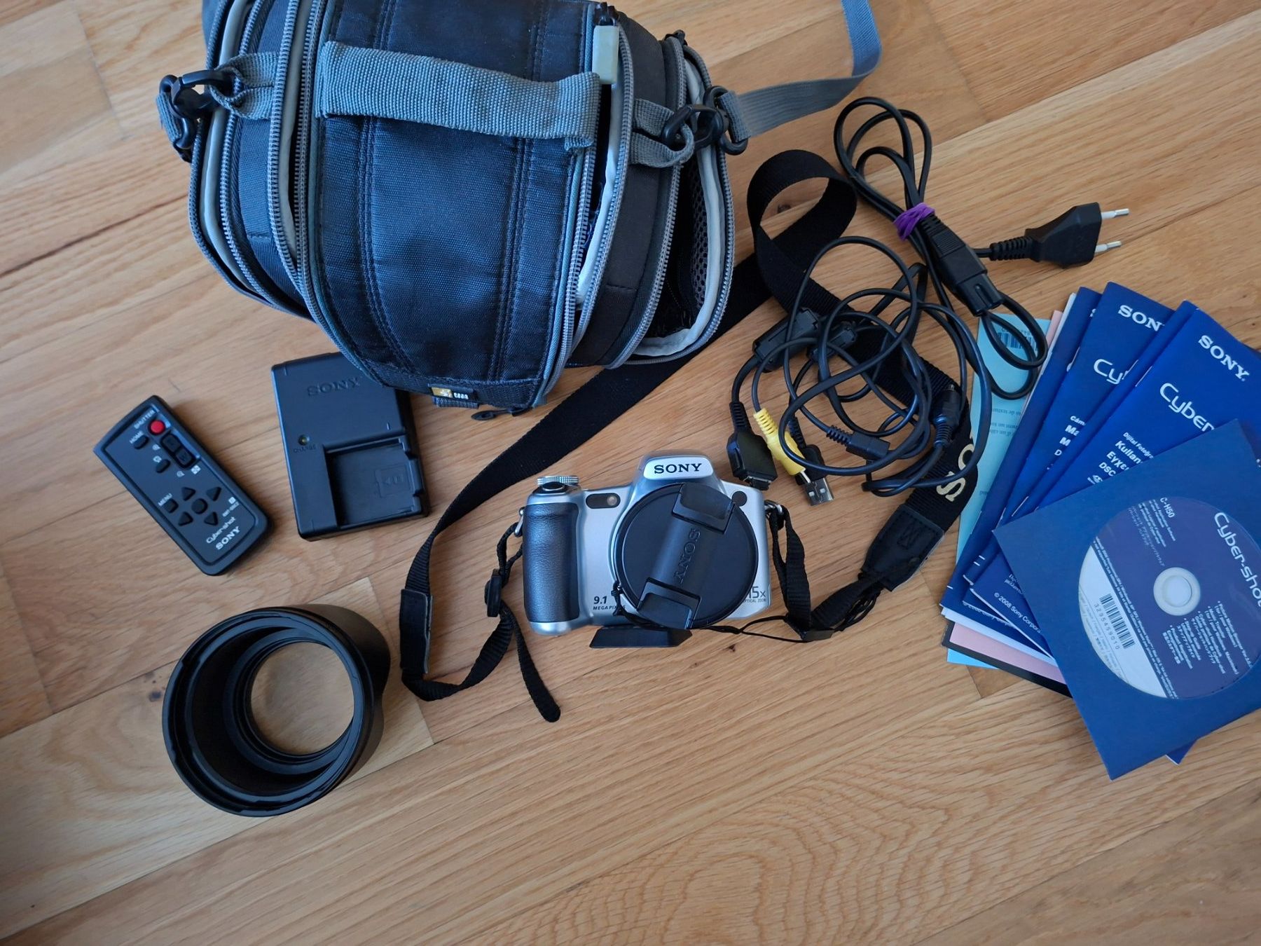 Sony Fotocamera: Sony Cyber-shot DSC-H50 – Usato da Subingen venduto da clabona