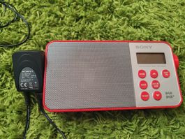 Digitalradio Sony XDR-S40DBP rot mit Netzteil gebraucht