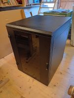 Serverschrank schwarz mit Glastür guter Zustand
