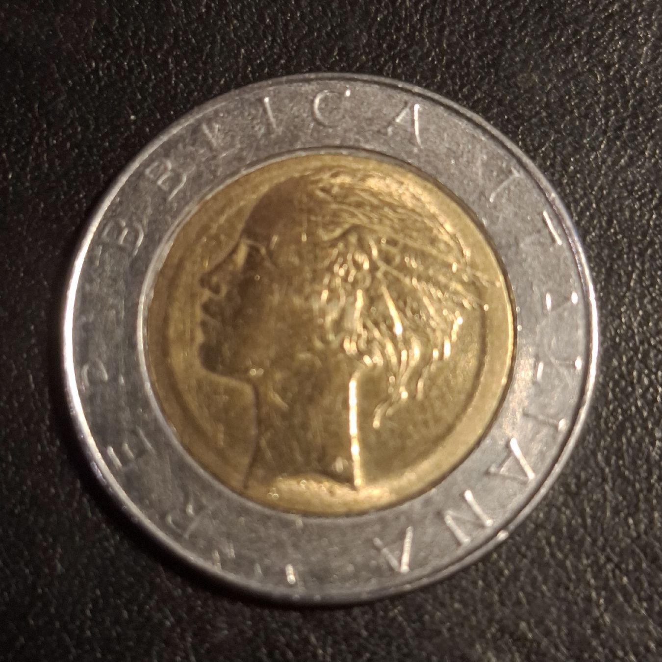 Tutti le monete: 3 pièces  de collection: Lires italiennes – Usato da Susten venduto da lmf_98wh 9