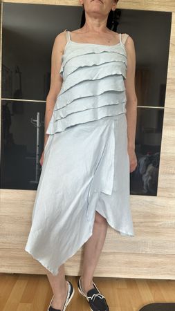 Ensemble été jupe et haut asymétrique léger en lin bleu pâle