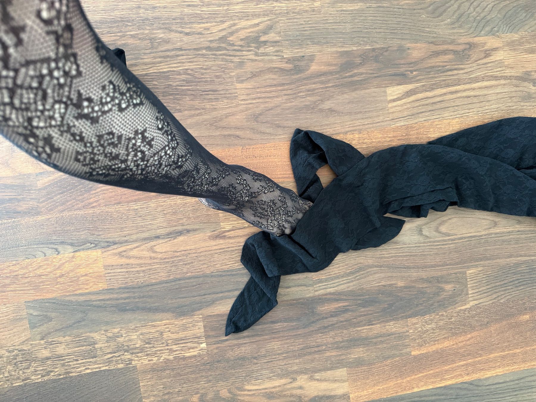 Calzedonia Strümpfe & Strumpfhosen: Strumpfhose Schwarz Spitze Blumenmuster Grösse S – Gebraucht aus Zug von snowwhite5 2