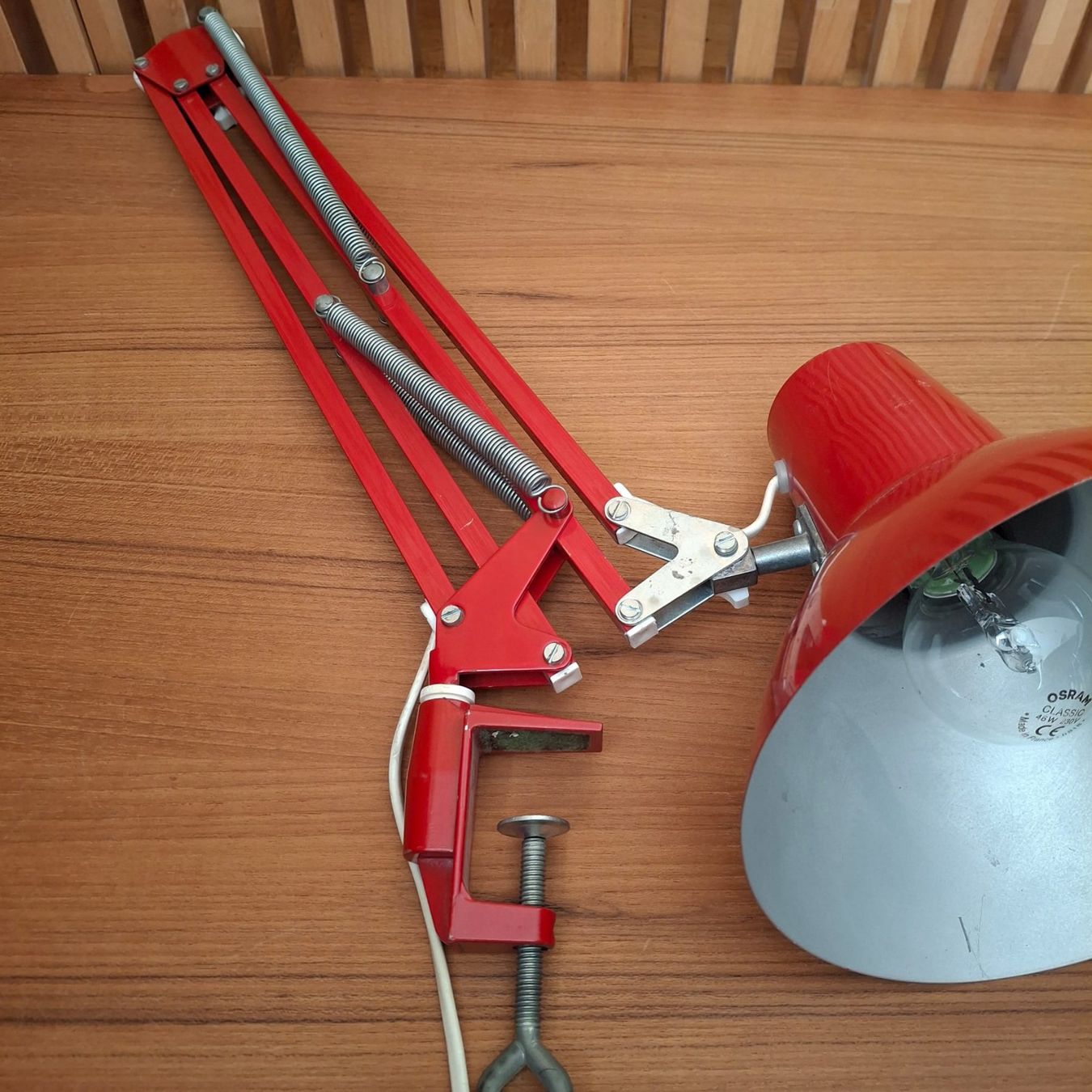 Lampade: Lampe architecte 1970 rouge – Usato da Neuchâtel venduto da Rochawood