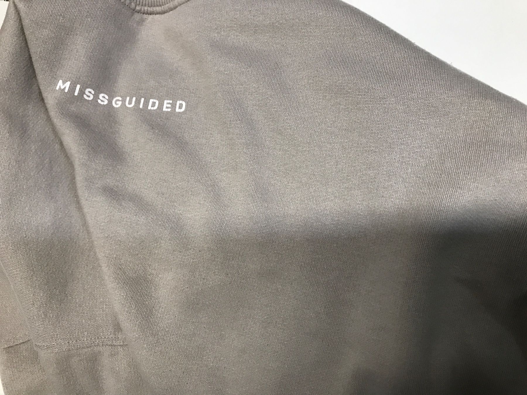 Maglioni & Felpe: Missguided Sweatshirt Gr 38 – Usato da St. Margrethen SG venduto da kellenbh