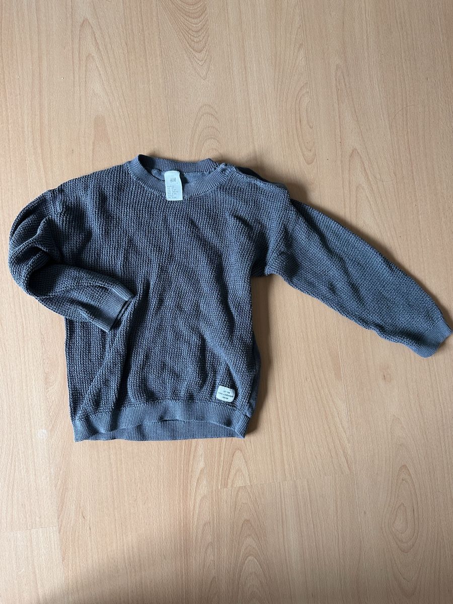 H&M Pulls et sweat-shirts: Pullover H&M 98 – D'occasion à Riehen par jac_f2nl