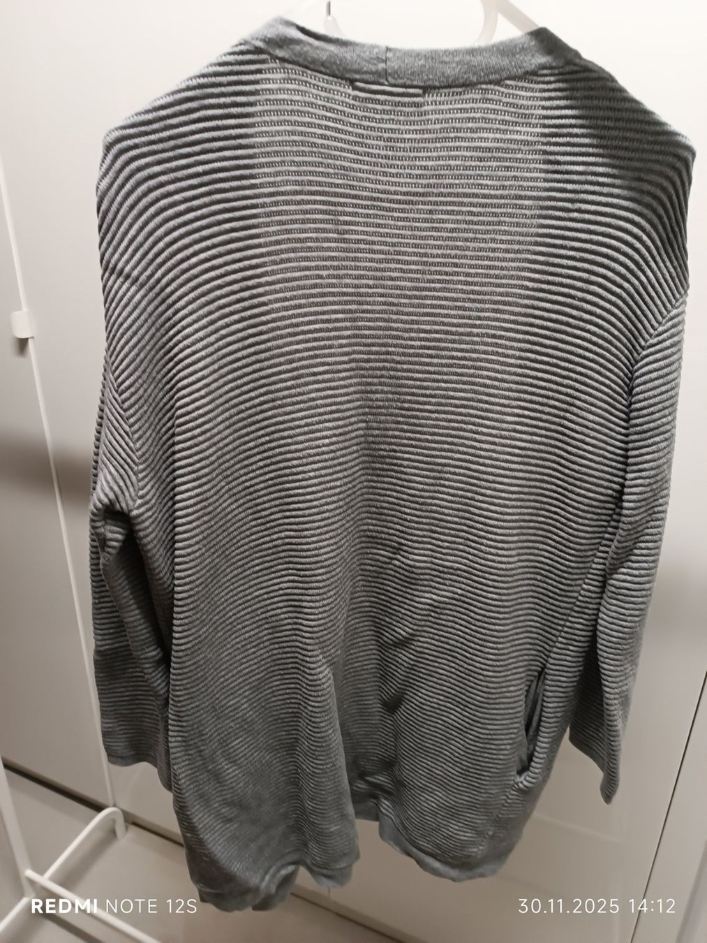 Jacken: Strickjacke, Grau, Basic-Look – Gebraucht aus Luzern von sim_lqq2 1
