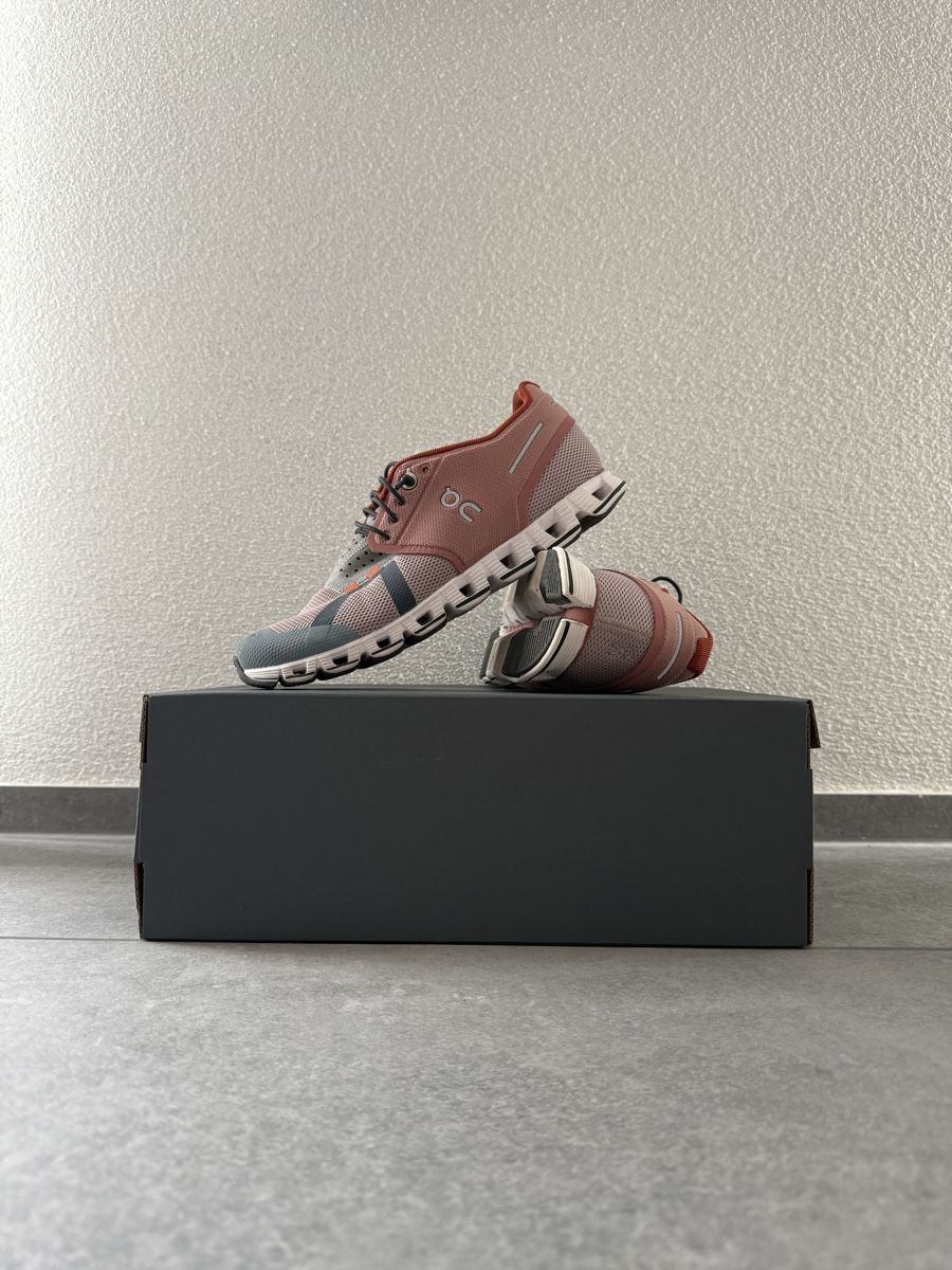 On Scarpe da donna: ON Cloud 70/30, Dustrose Quartz, Gr. 37.5 – Nuovo (secondo la descrizione) da Sarmenstorf venduto da Ravengod99