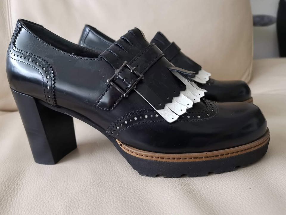 Scarpe da donna: Neue Pumps, Grösse 39 – Nuovo (secondo la descrizione) da Stäfa venduto da Pinky777 5