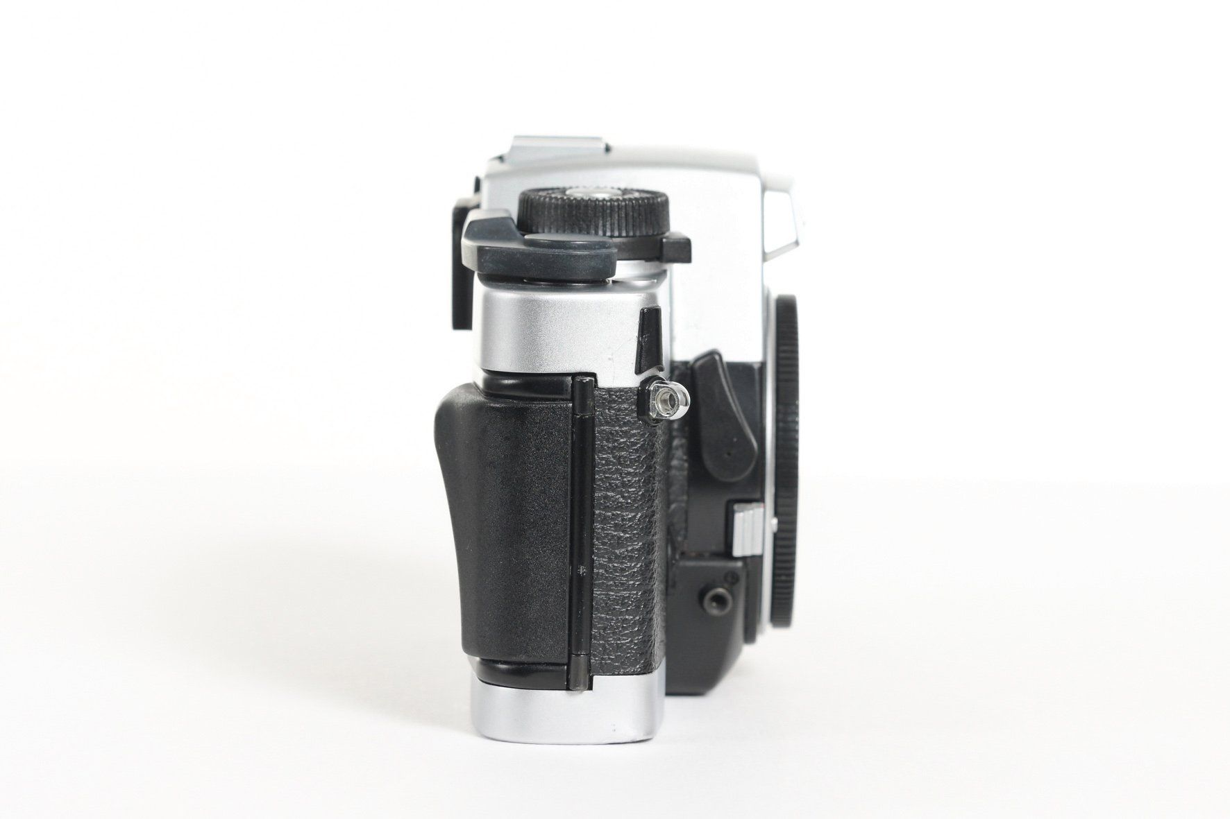 Leica Fotocamera: Leica R 7 – Usato da Wädenswil venduto da tevyag 2